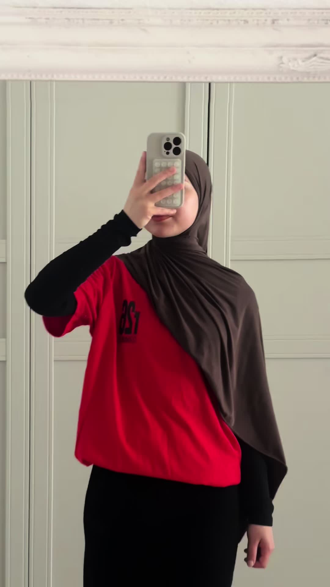@Ayiseven