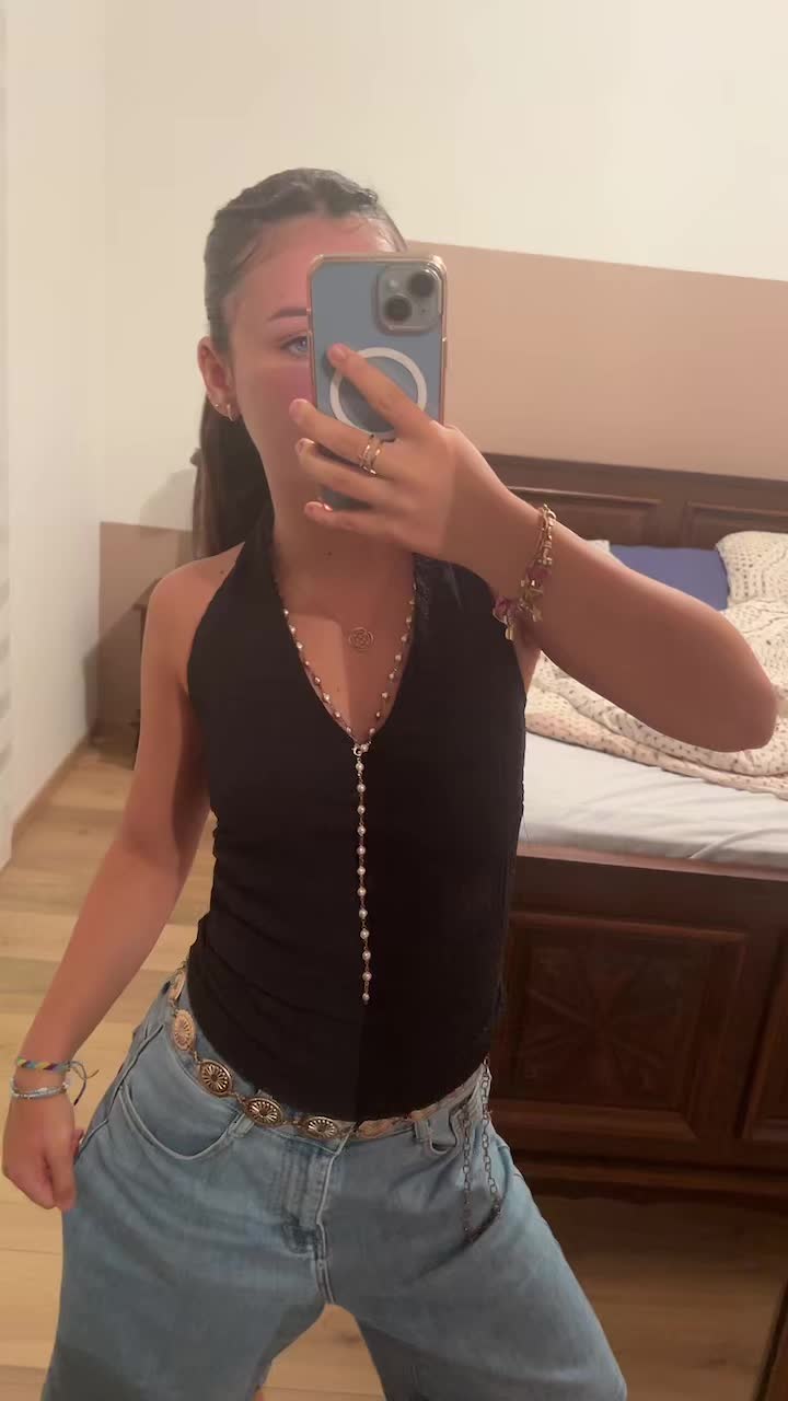 @🍒 𝒸𝑒𝓇𝒾𝓈𝑒 🍒