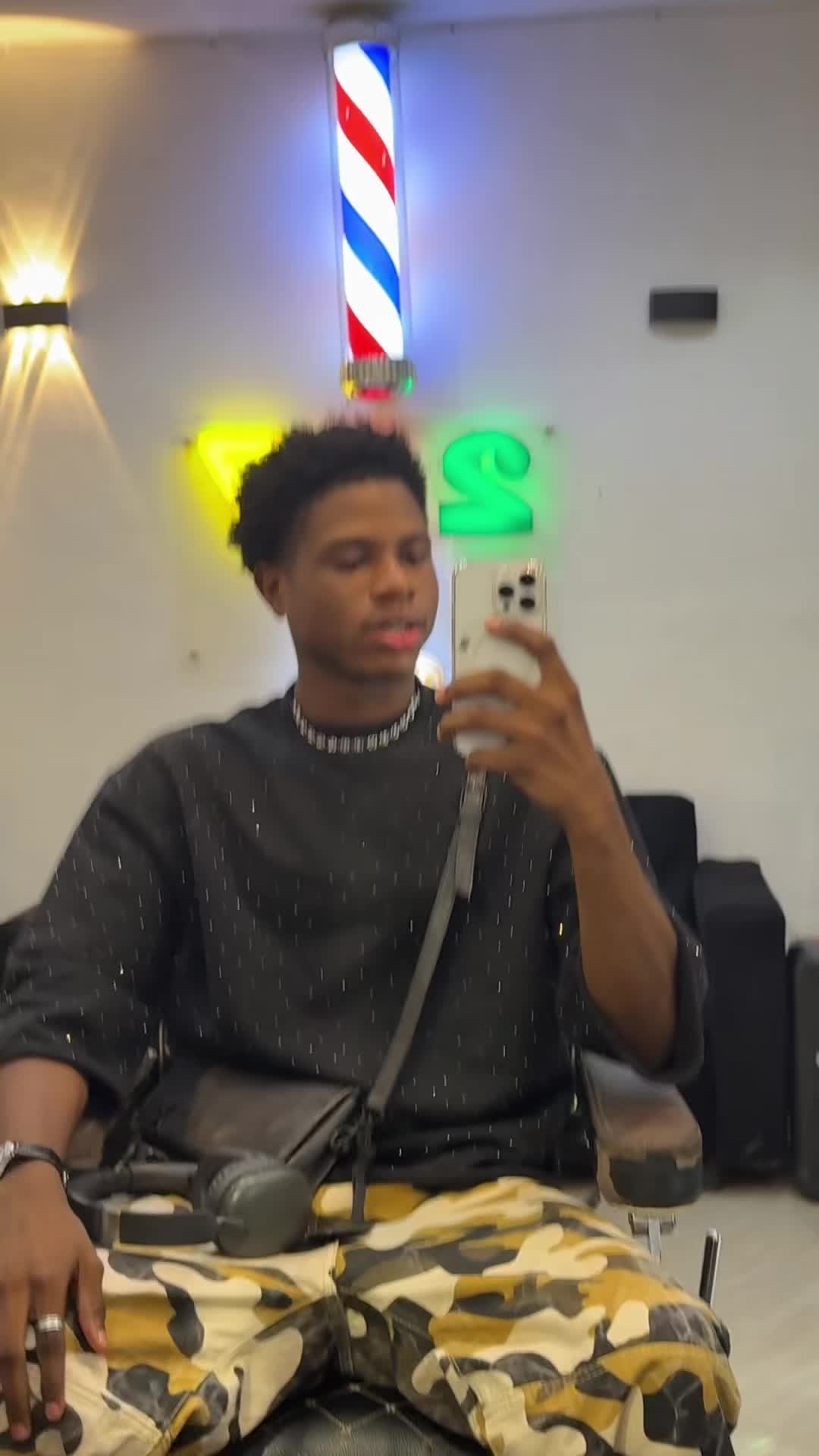 @𝐋𝐎&Iuml;𝐂 𝐀𝐃𝐀𝐌𝐒