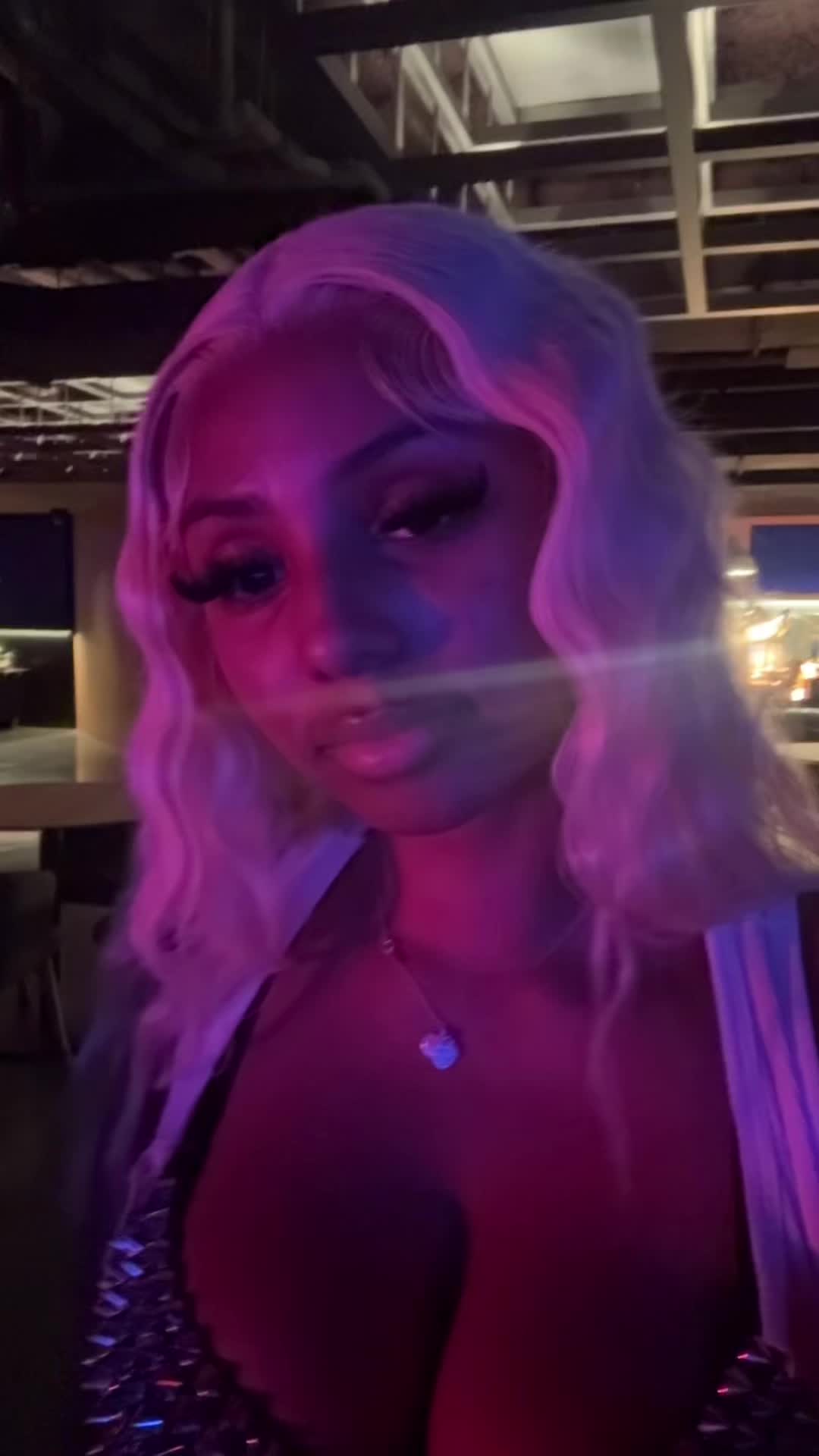 @lailaa!