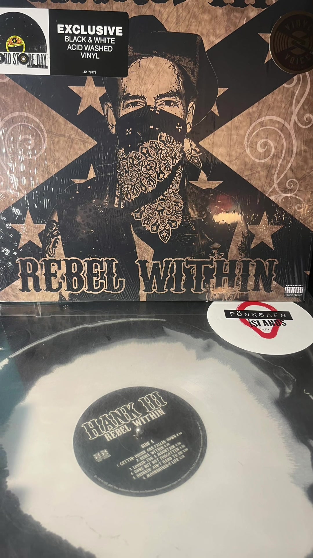 @vinyl_maiden