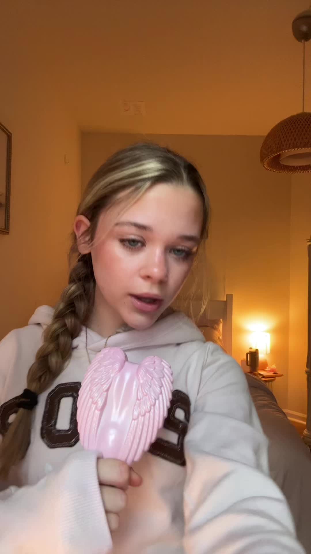 @𝓒𝓪𝓶𝓲🪽🧁🦢🩰