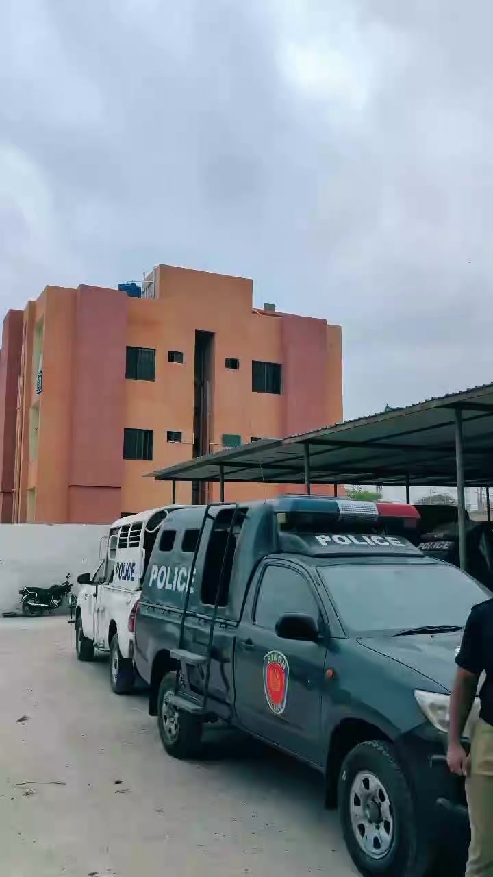 @ملک احمد 🥊👮