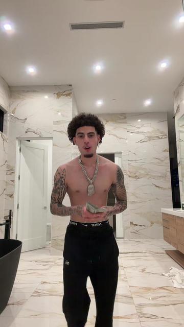 @LilDomo