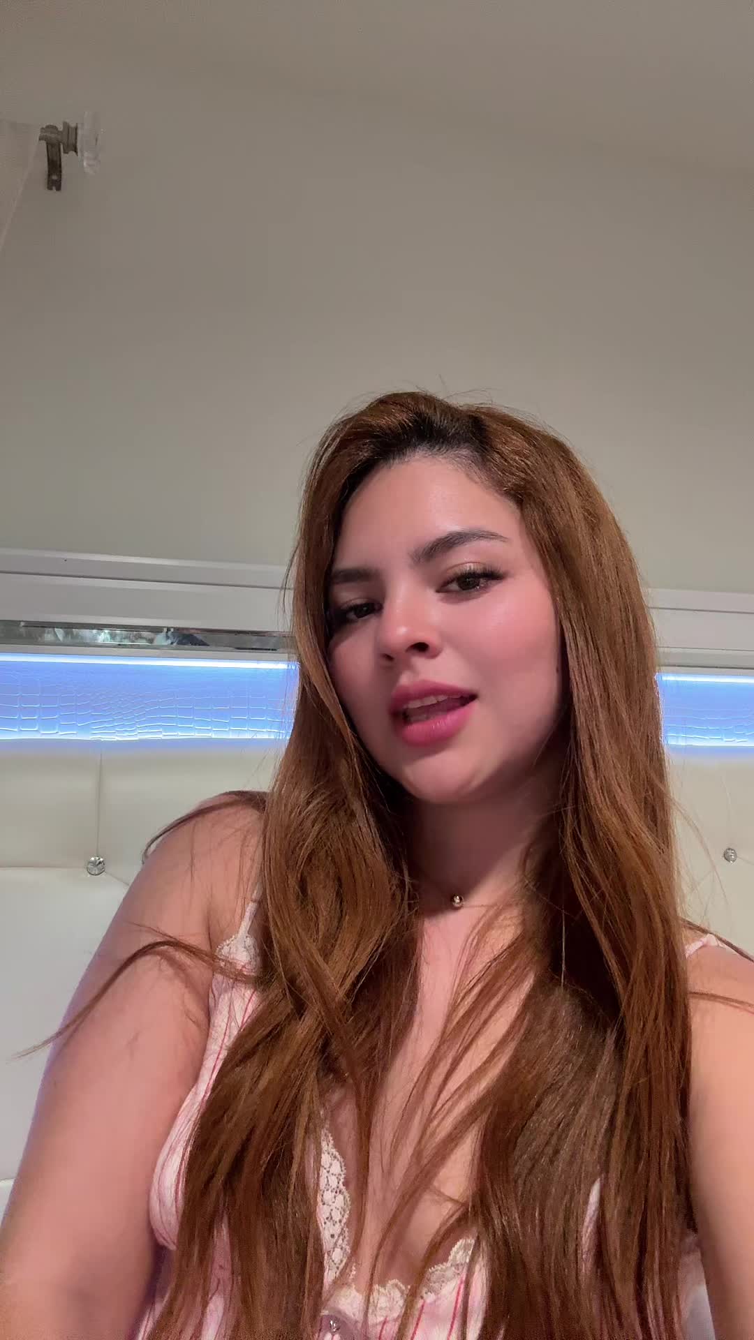 @Mera santa ✨
