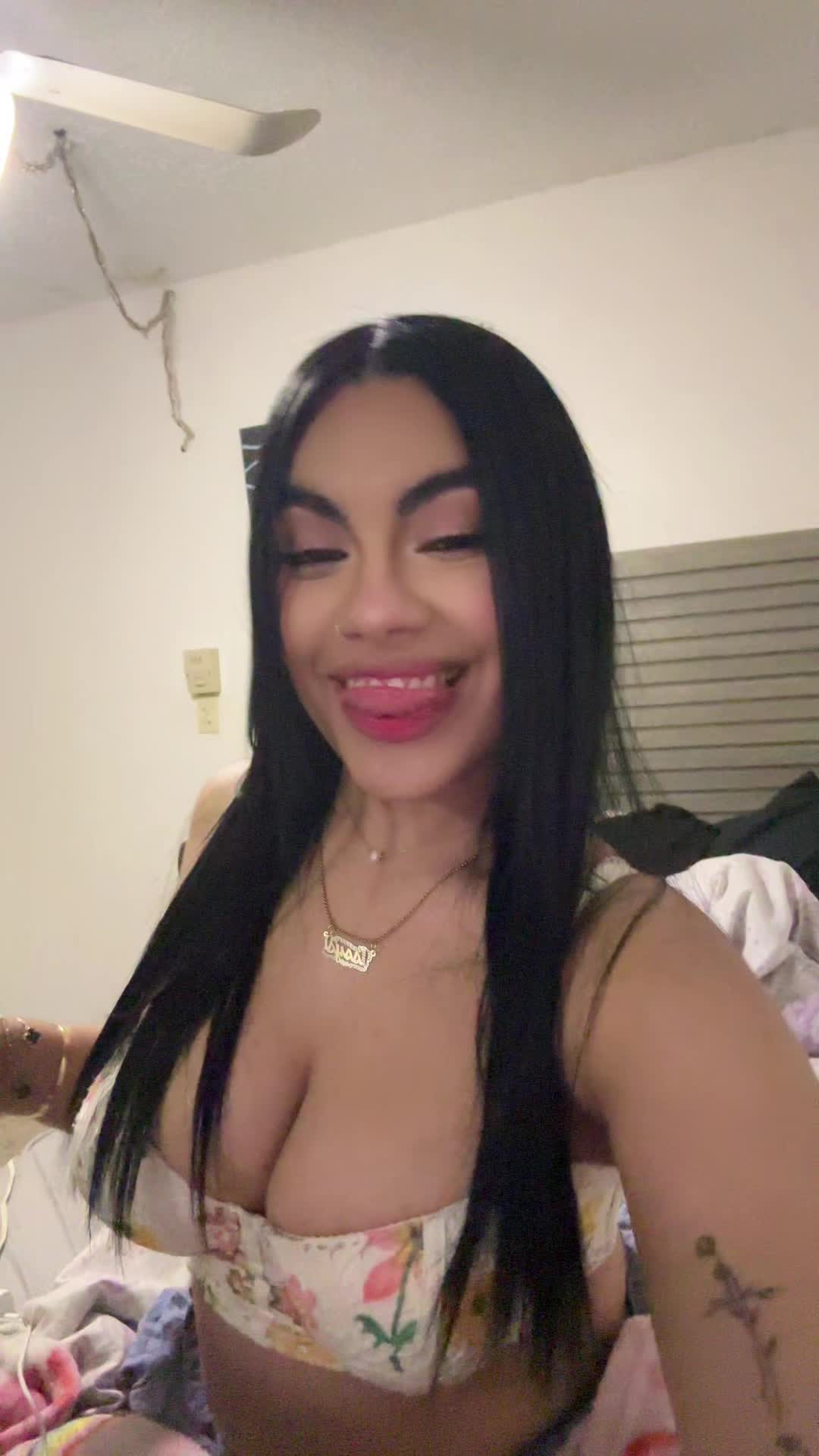@𑣲𝐚