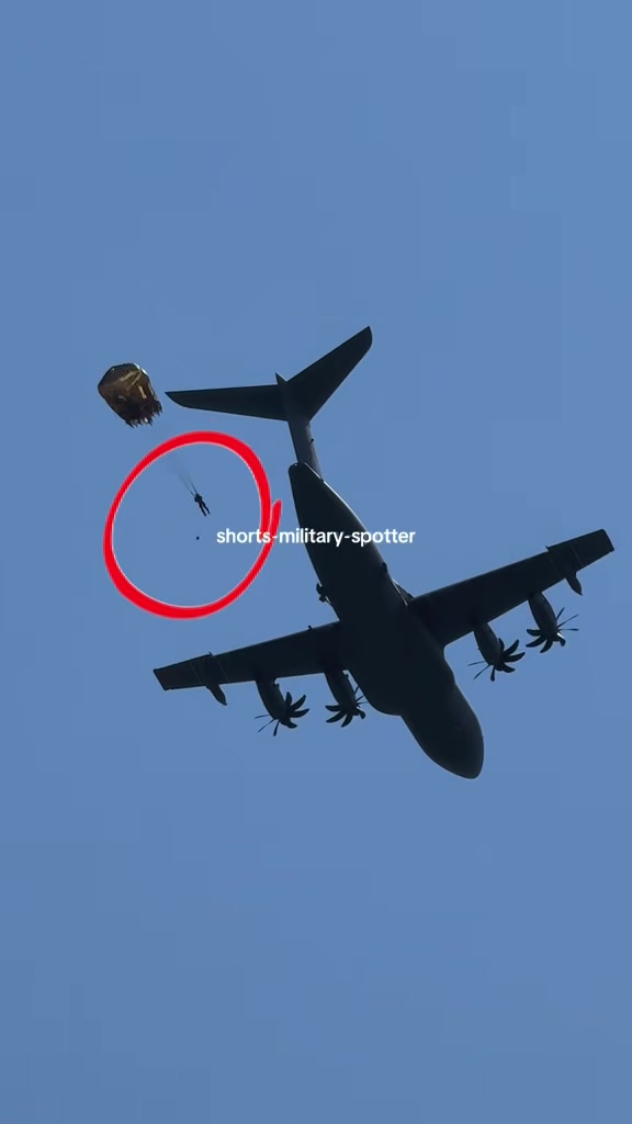 @shorts-military-spotter