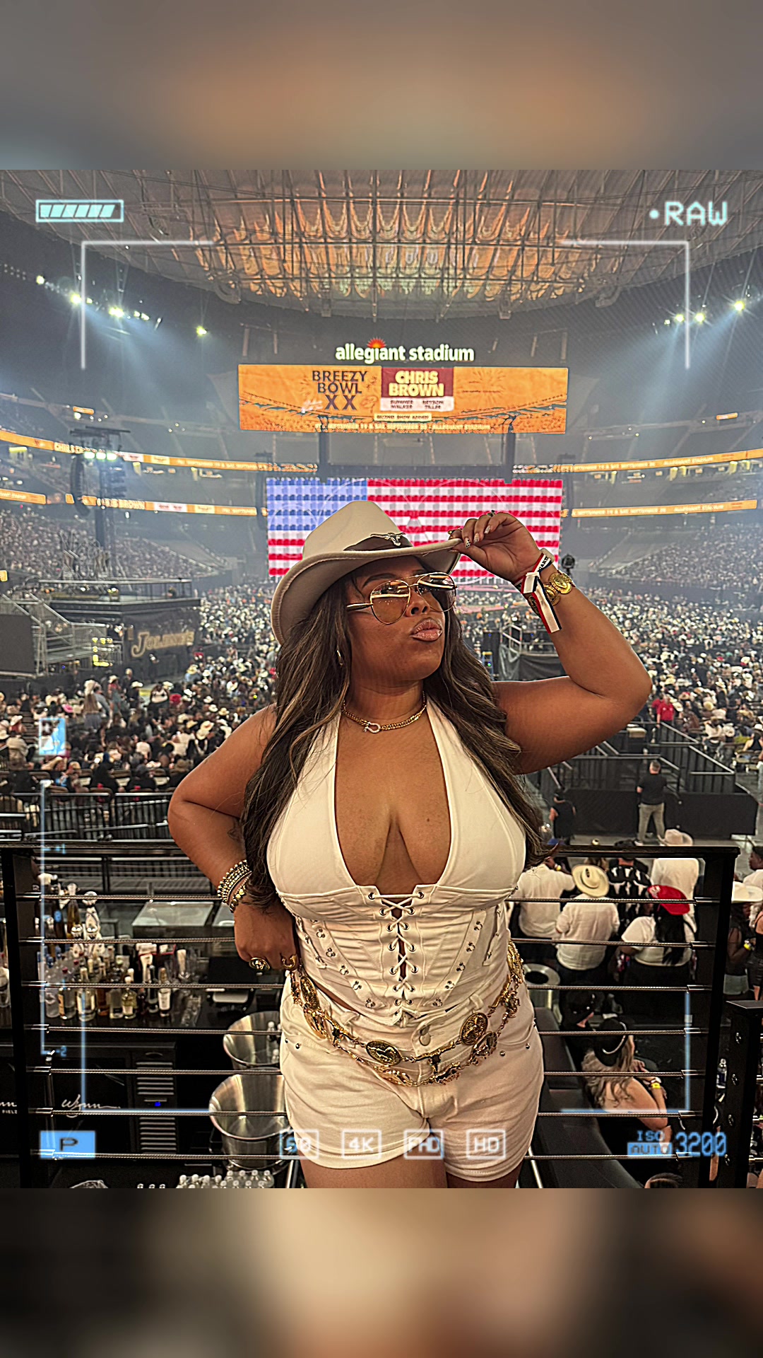 @LatonyaStylez