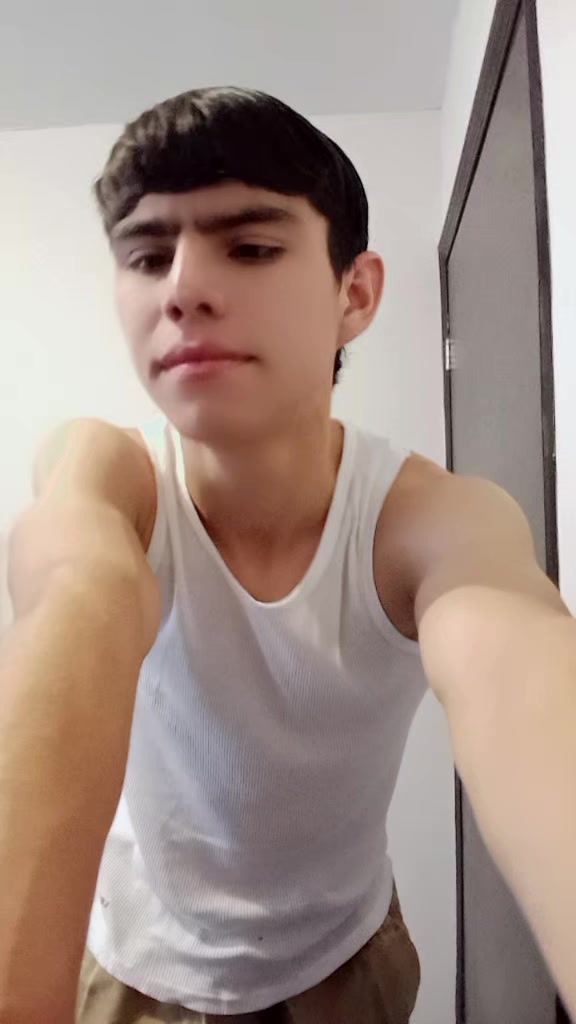 @Javier Eduardo🇲🇽 🏳️🌈