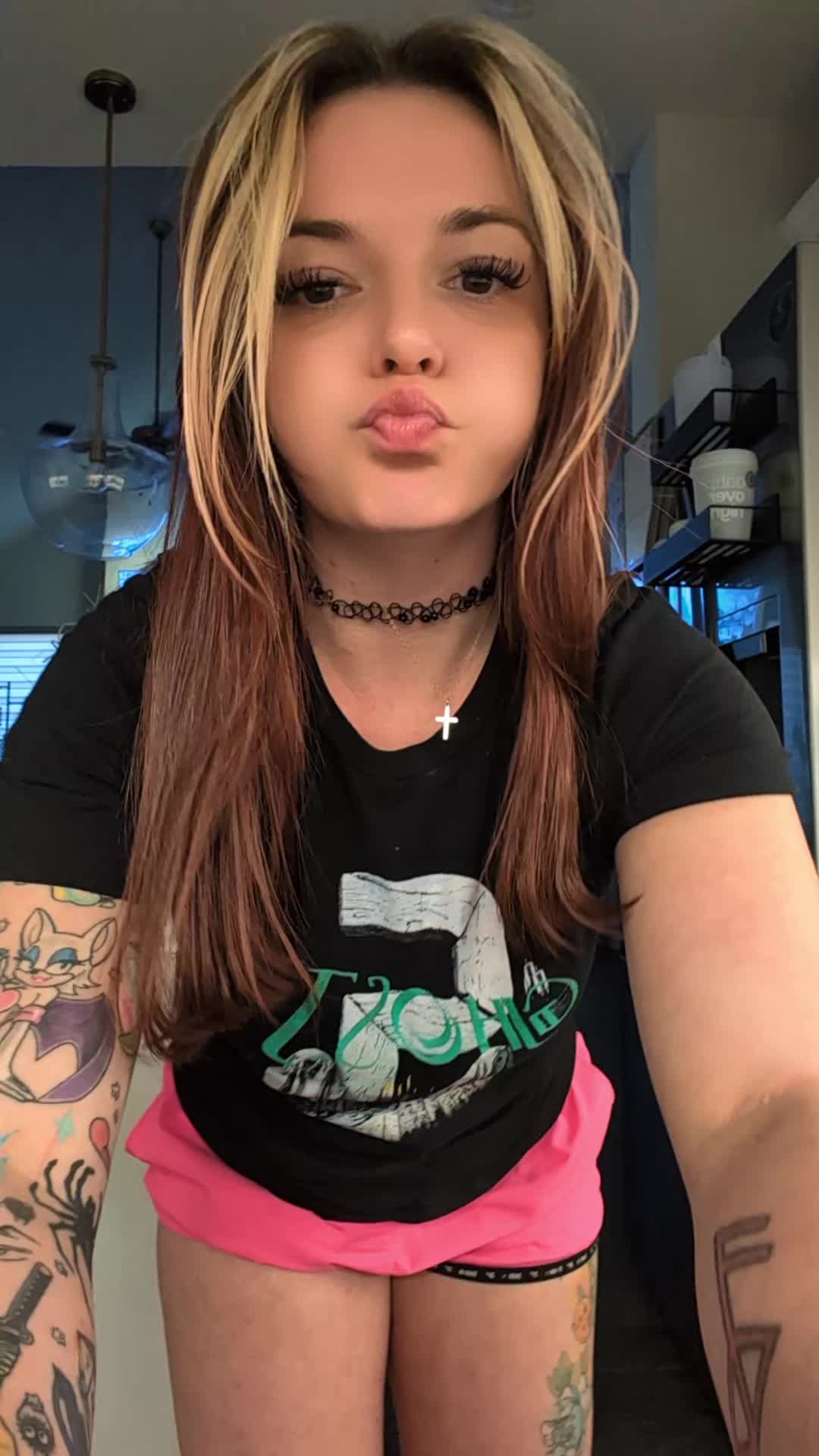 @BibbidiBobiBoo | Streamer