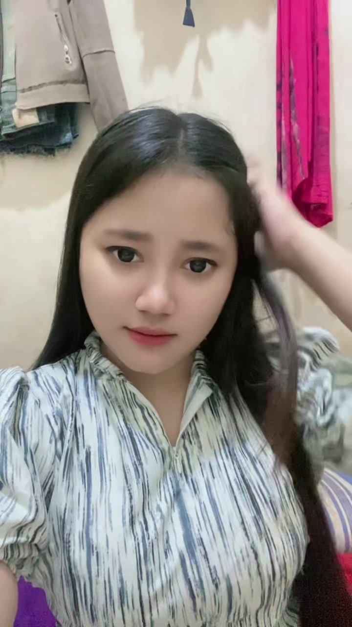 @KhoirunNisa💜