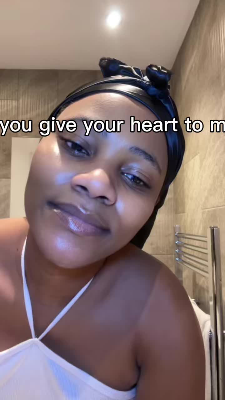 @DimplesBackup🇿🇼🇿🇦🇬🇧