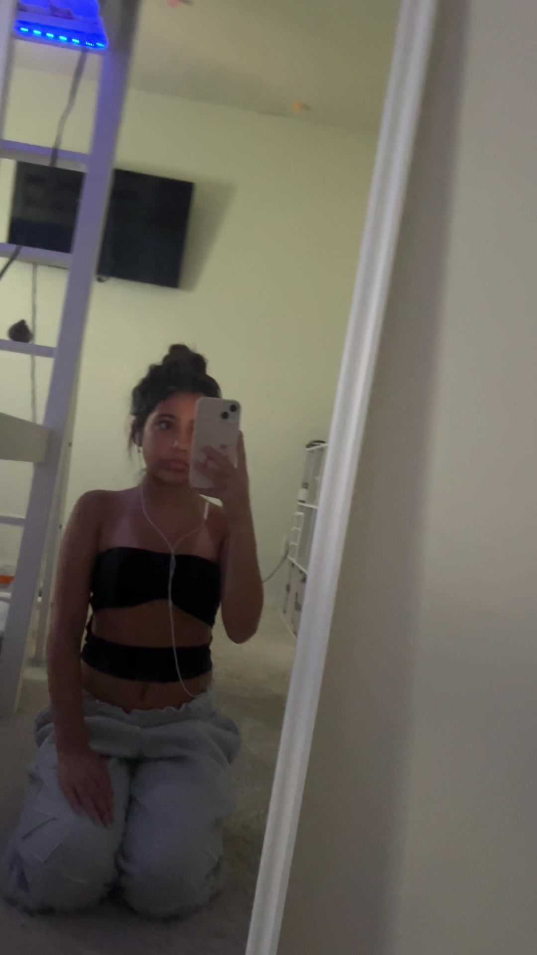 @😉😉