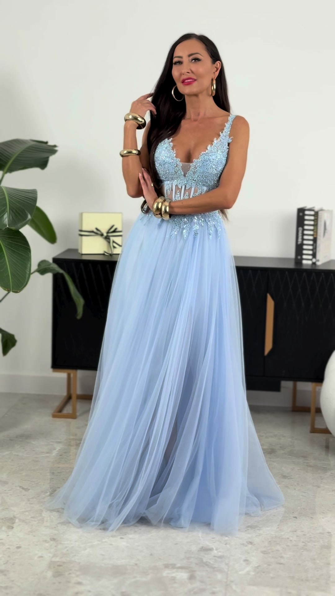 @Elizabeth Collection