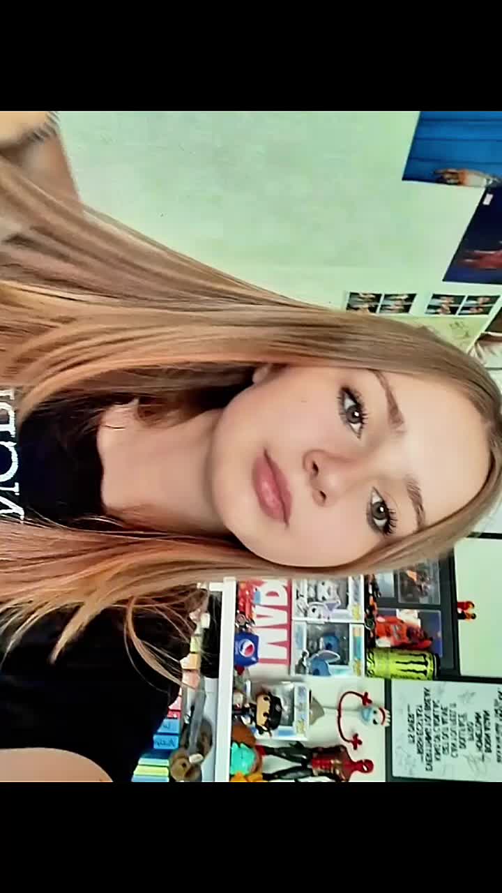 @★✰𝚃𝚒𝚏𝚏✰★
