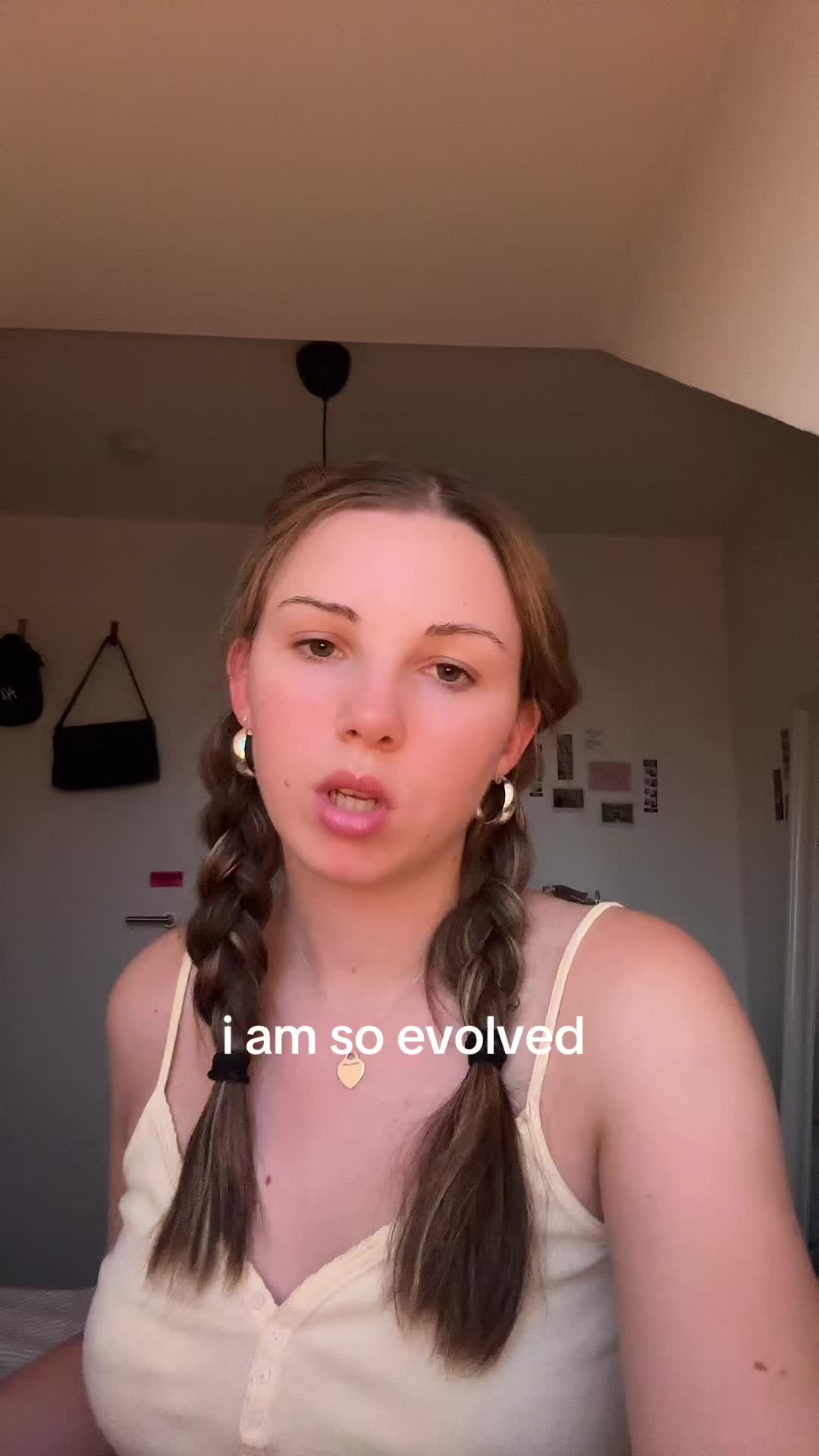 @isi 🐝
