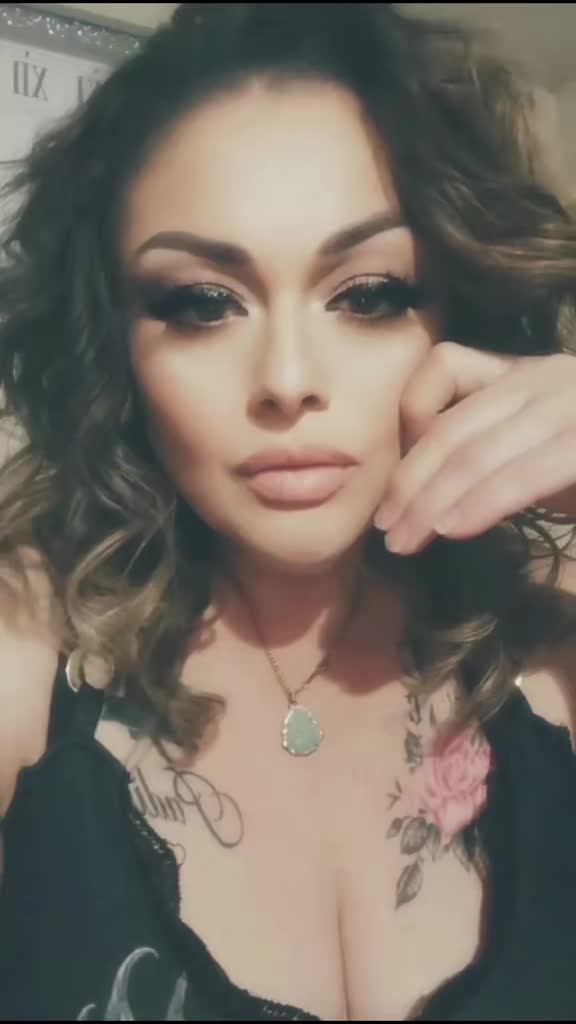 @👑Angeleyez0606👑