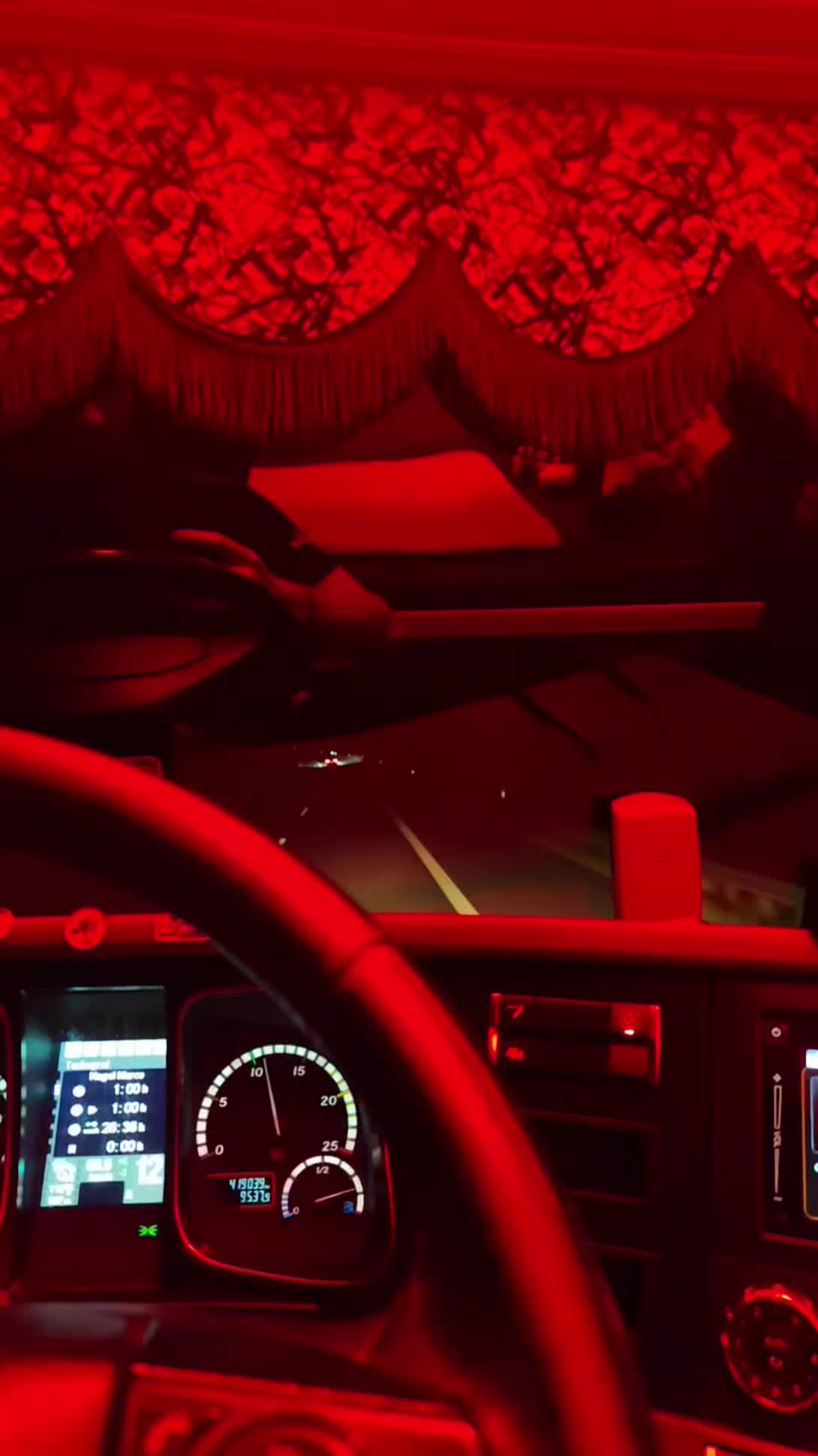@Scania_V8_Nog_Harder