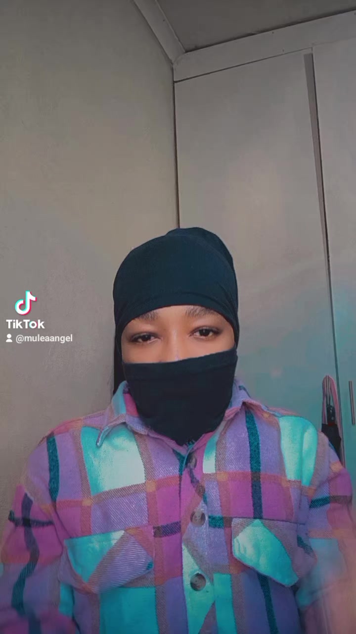 @Angel🤍🖤