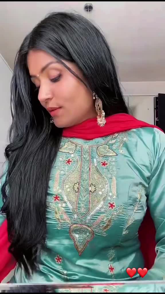 @ਵਲੈਤੀ ਪੰਜਾਬਣ sukh/ਸੁਖ