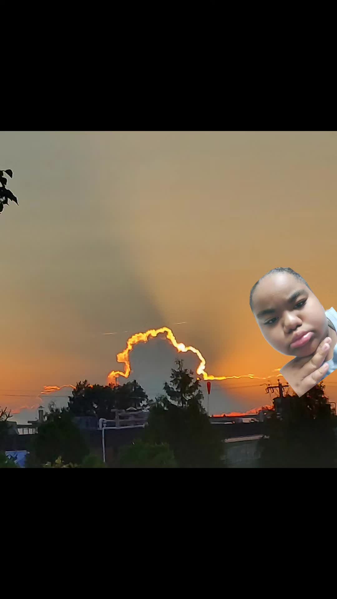 @D?