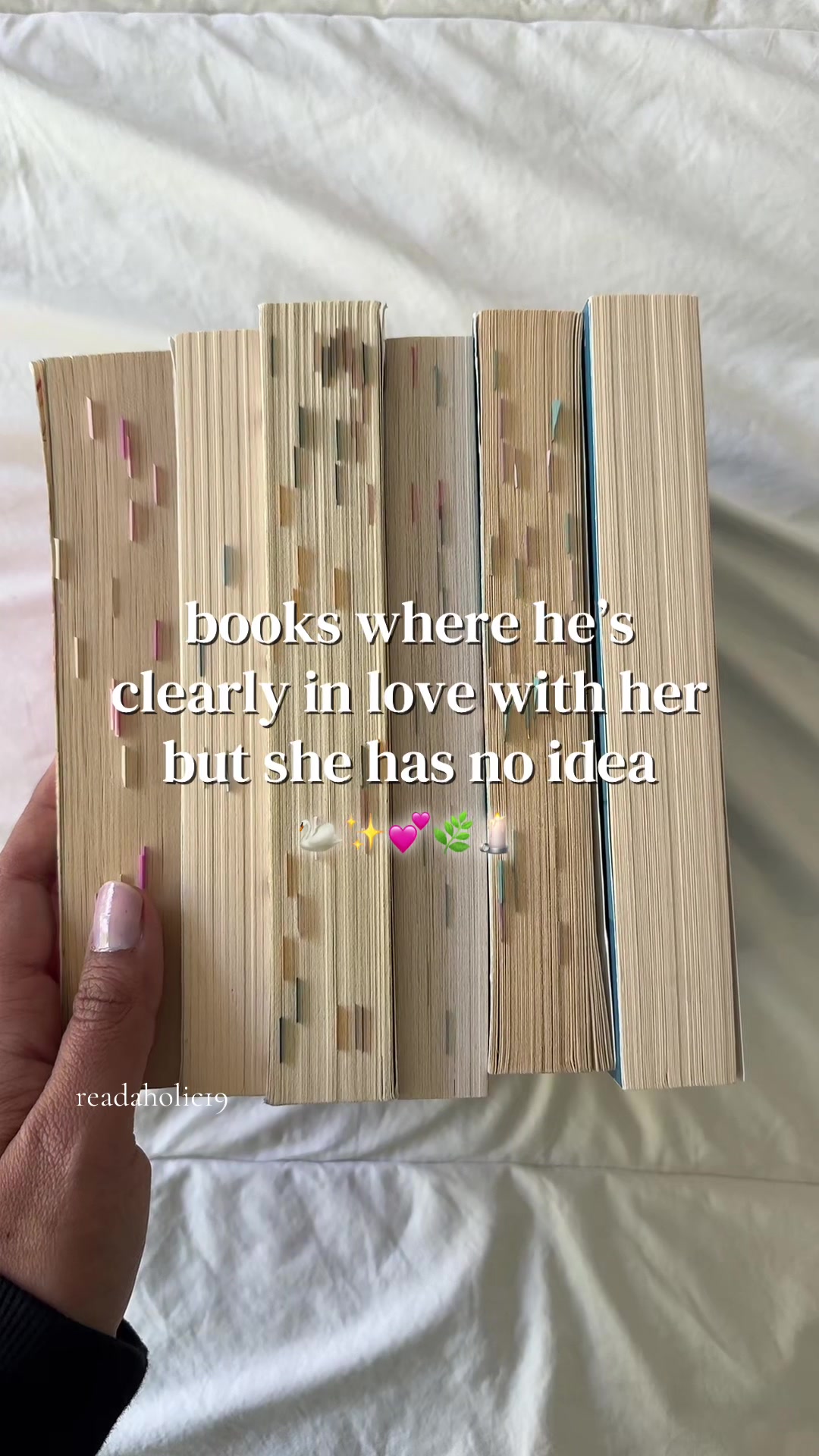 @IG/YT: @readaholic19