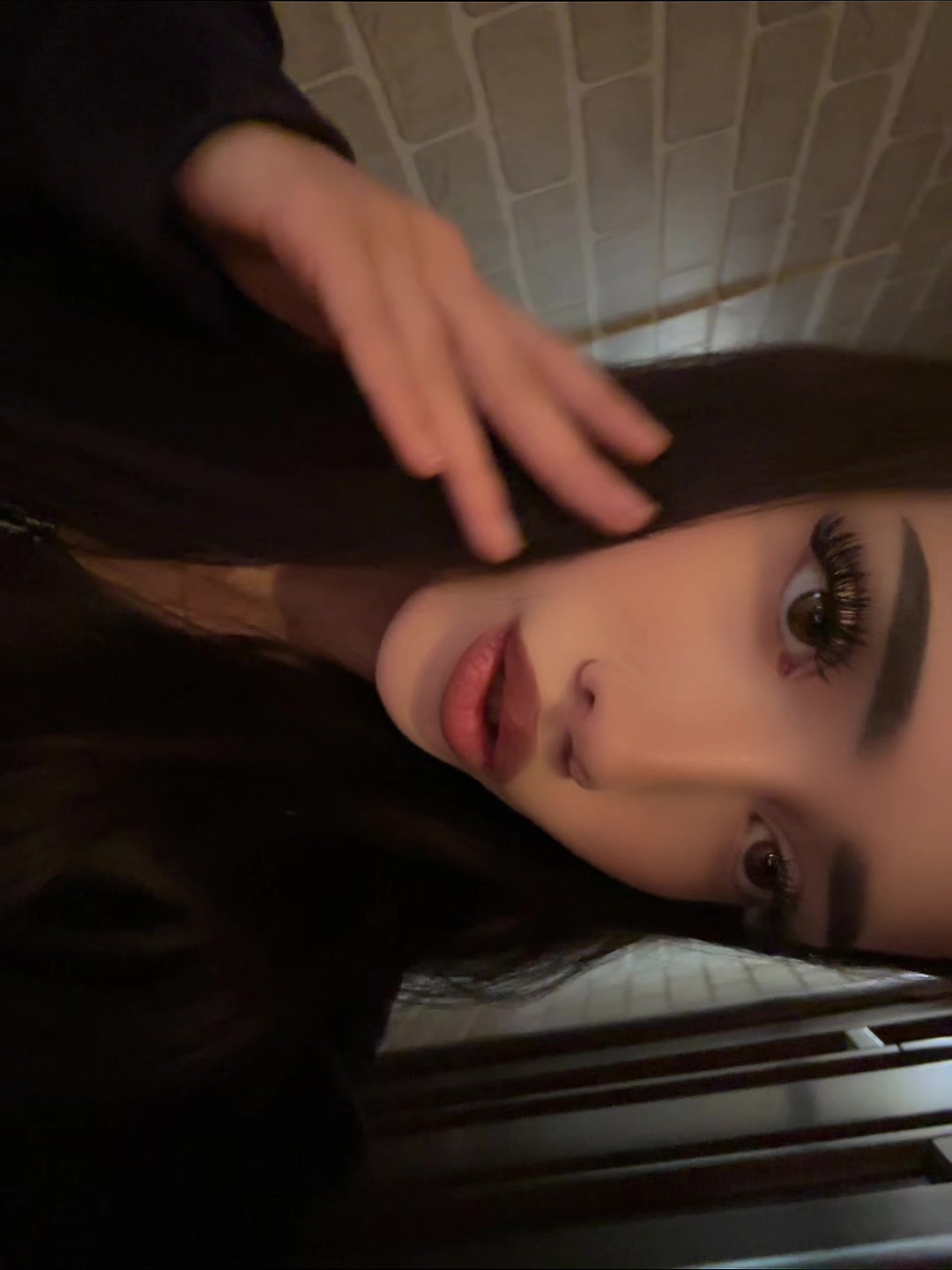 @viktorii