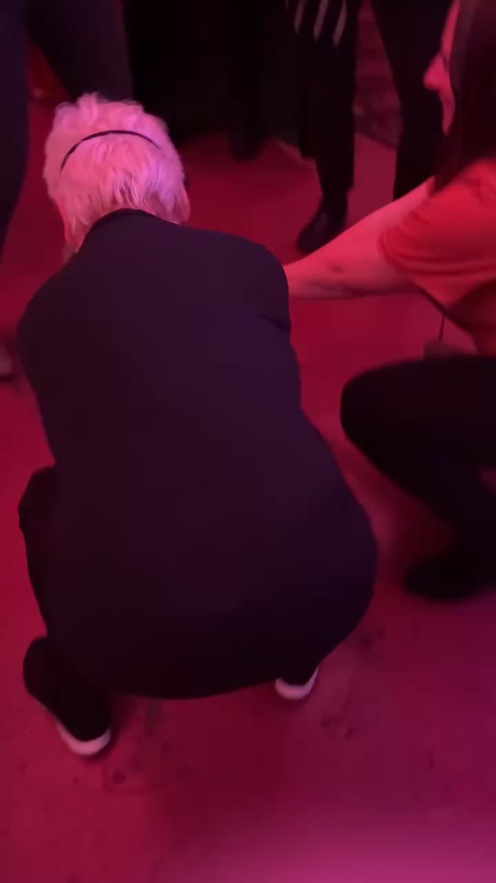 @weirdbot34