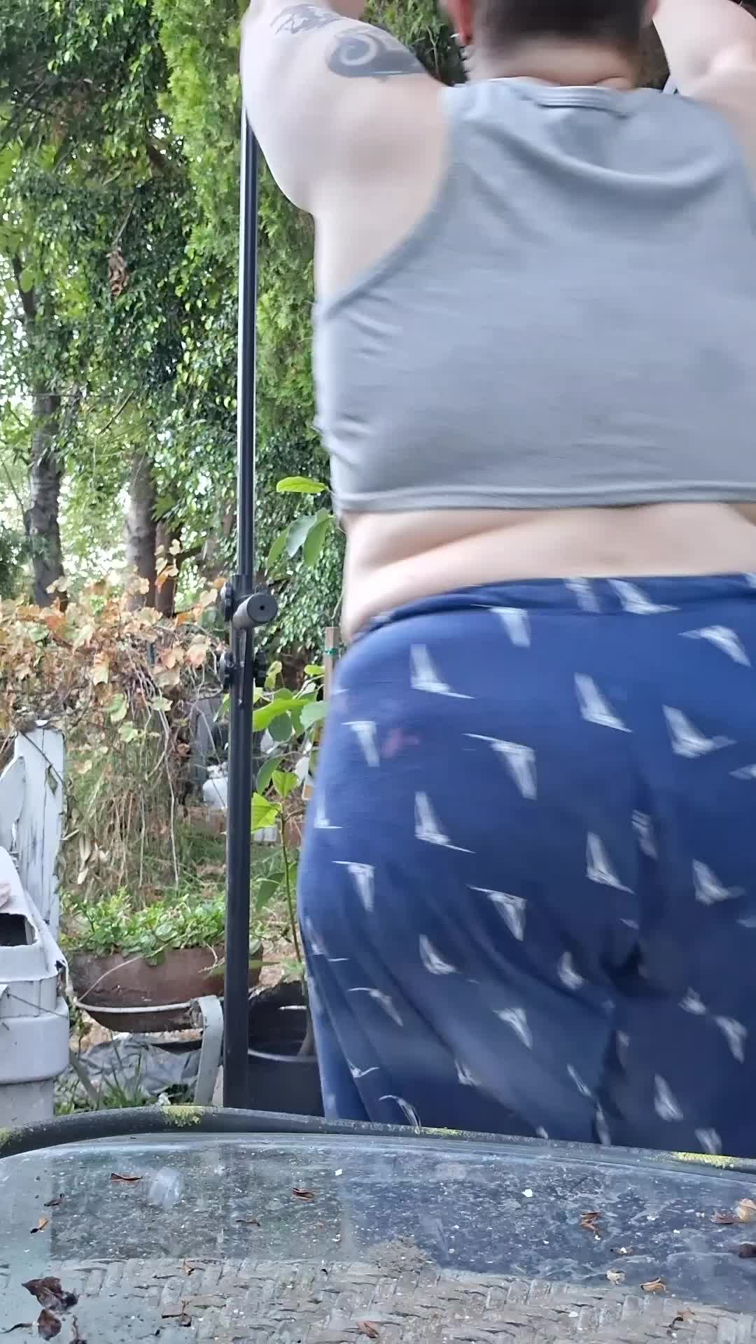 @AuntieFester