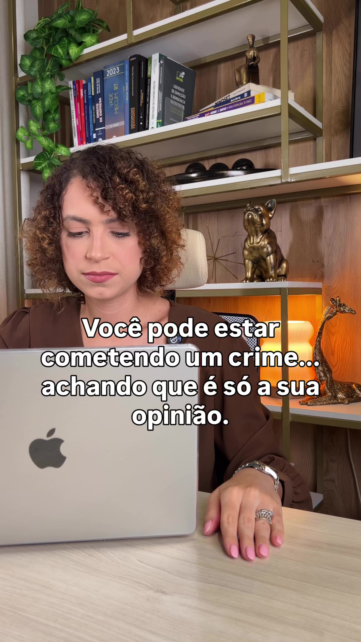 @Suellen Pires | Advogada