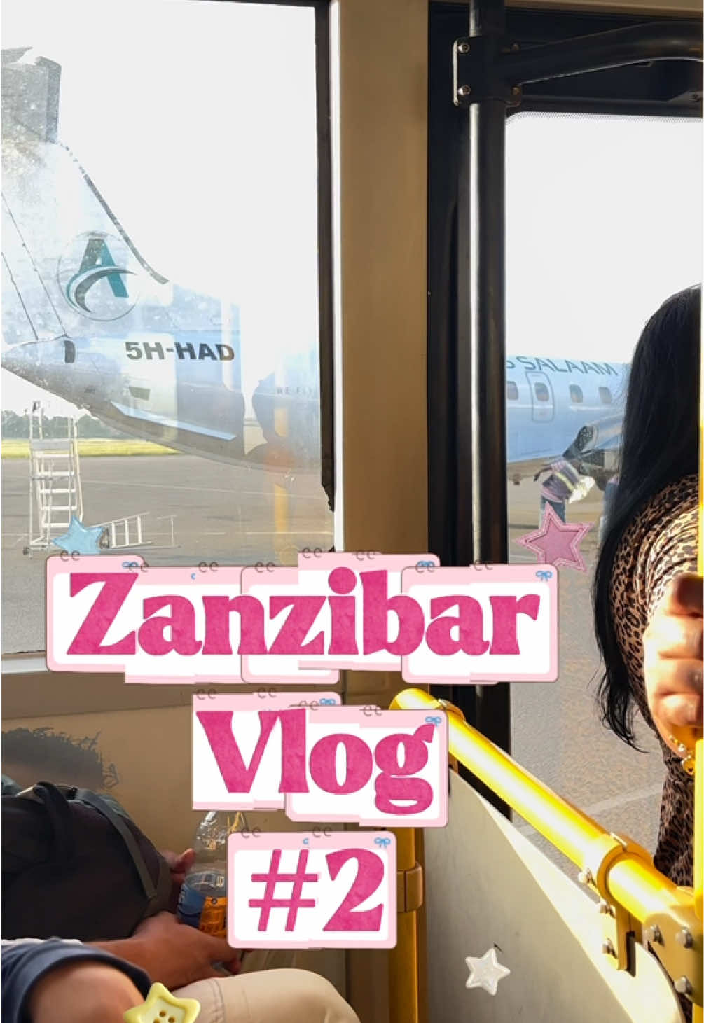 @Monique | World Traveler