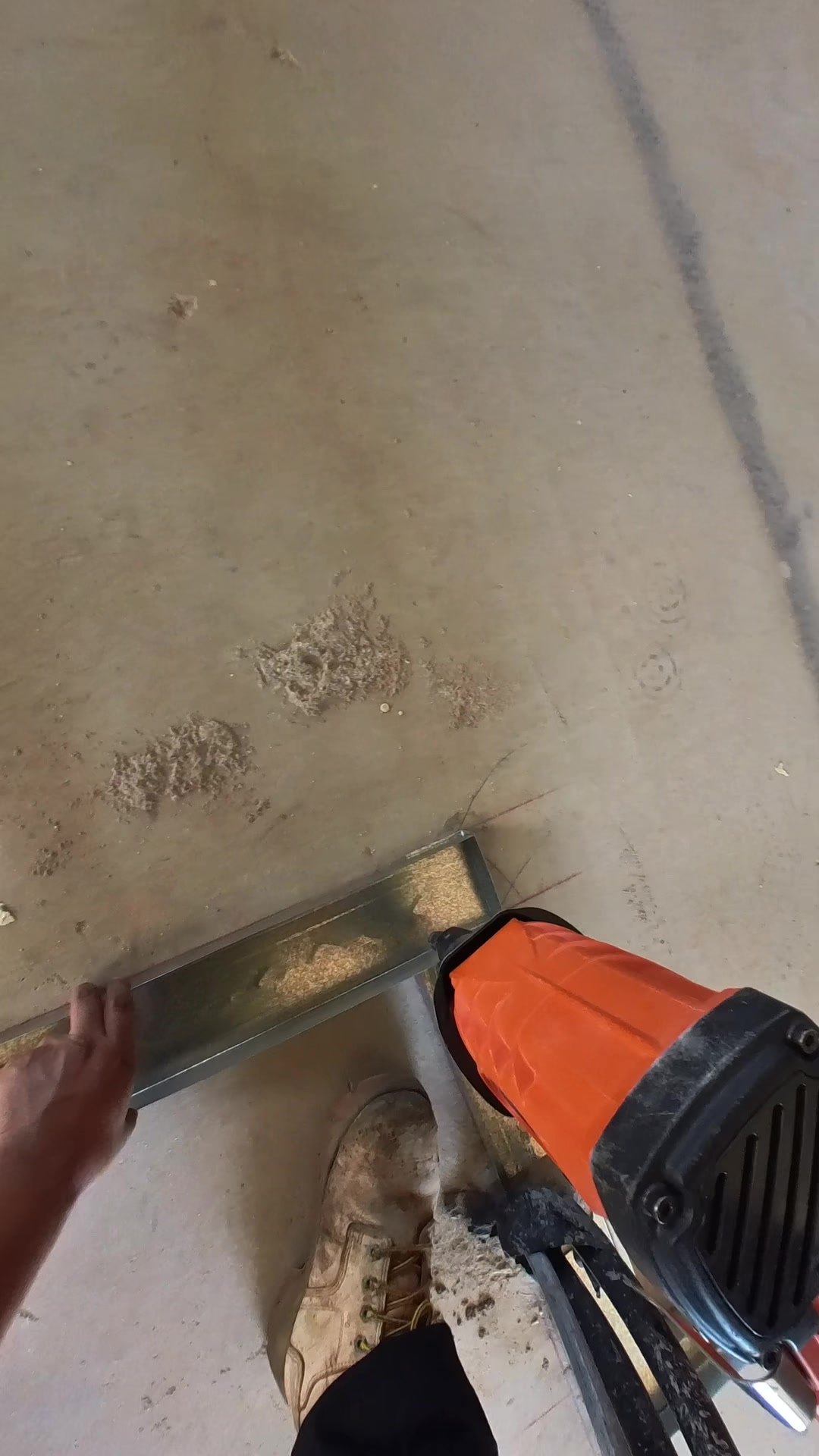 @Drywall_hanger