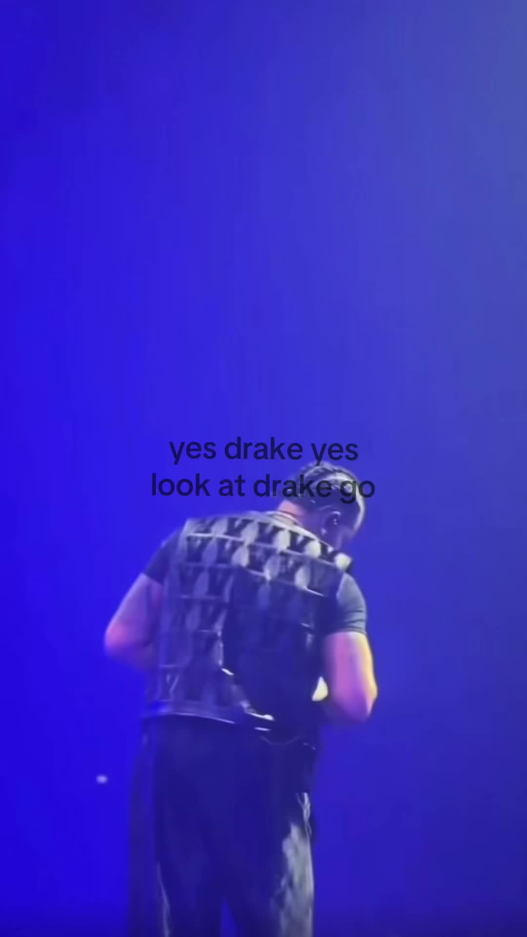 @✃