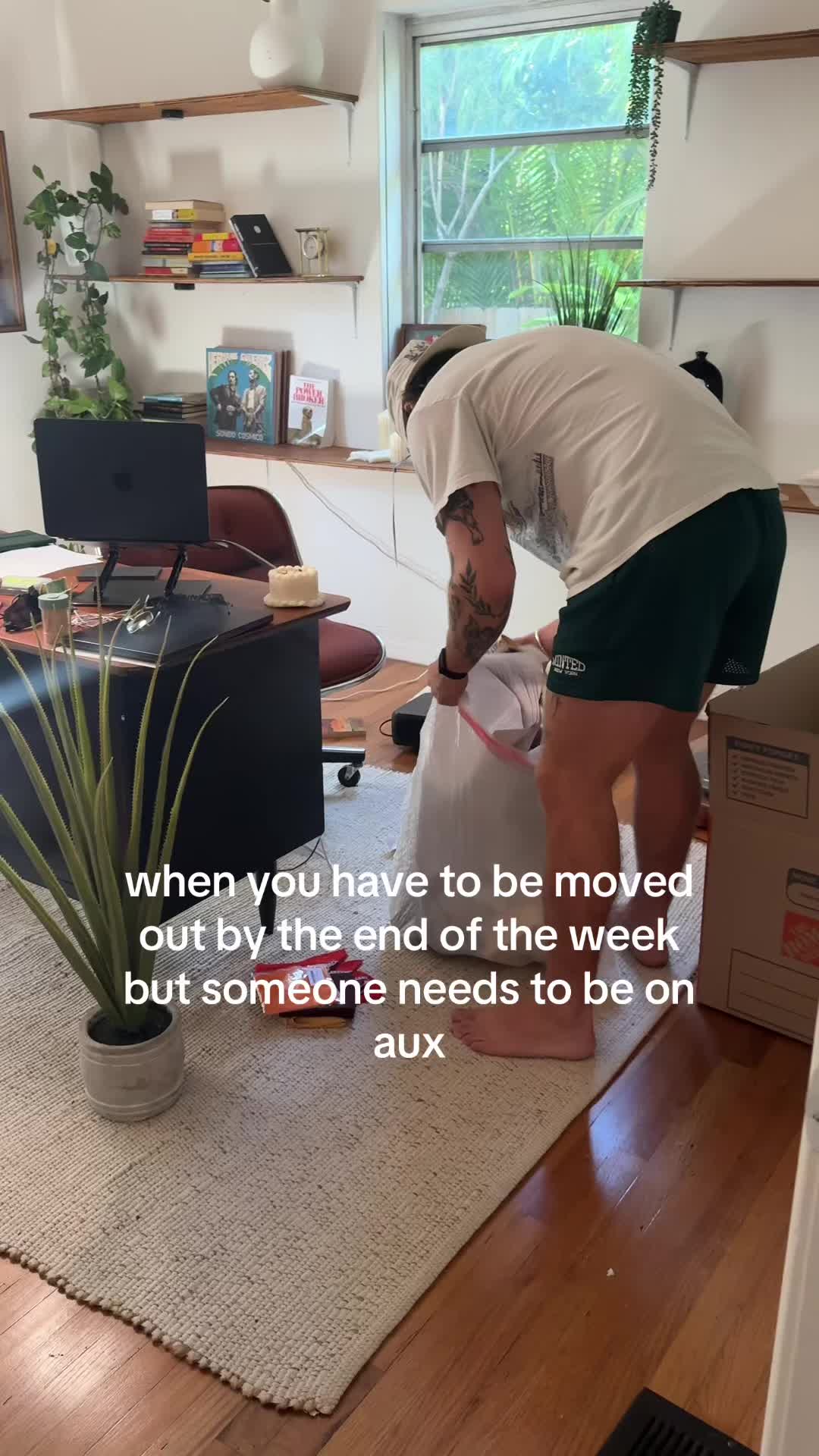 @EVA HARLEY