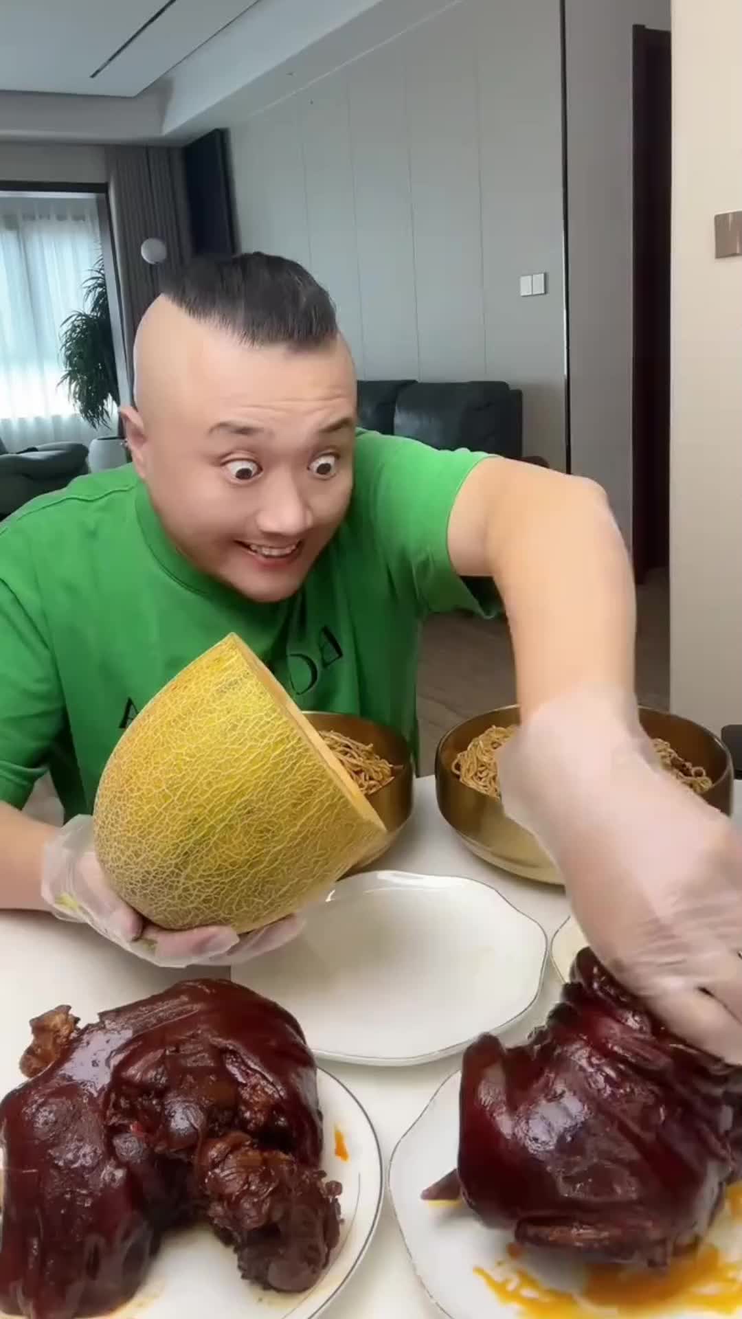 @foodmukbang
