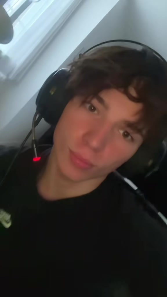 @Ice 🧊