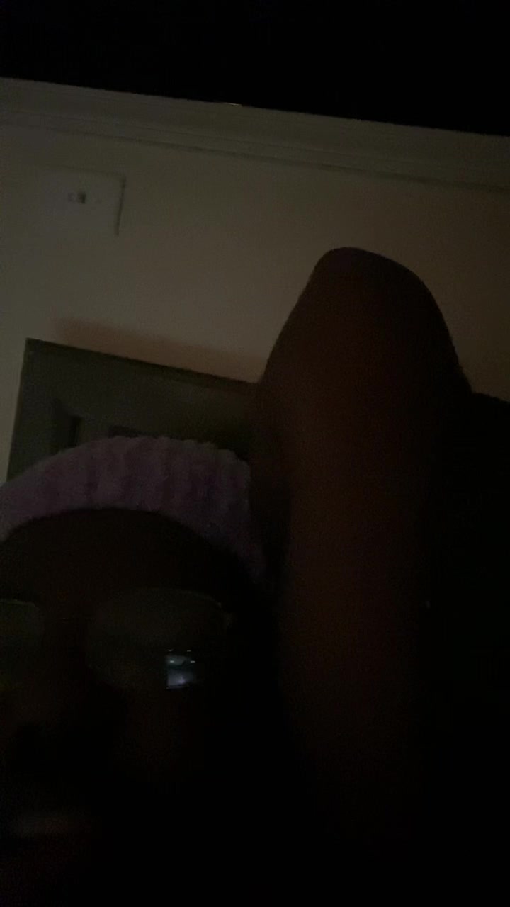 @Eartha Clit