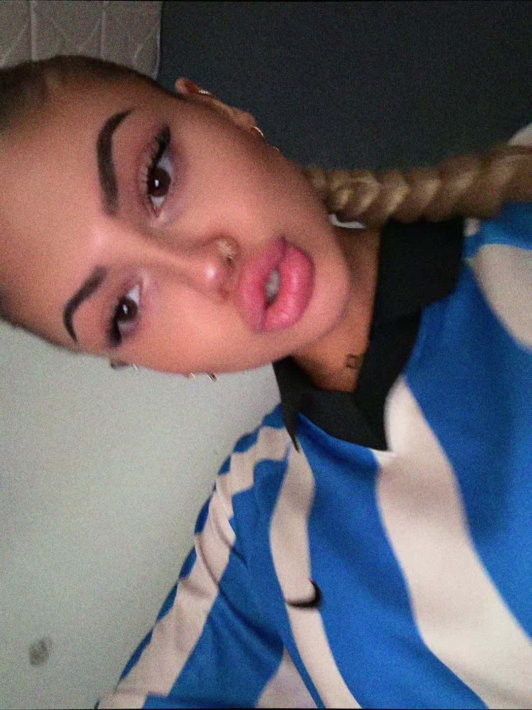 @Anonym