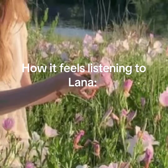 @⋮