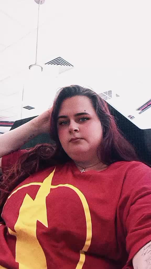 @❤️🔥♥️ ØĠ Båðdïę Qųeėņ 💸🥵