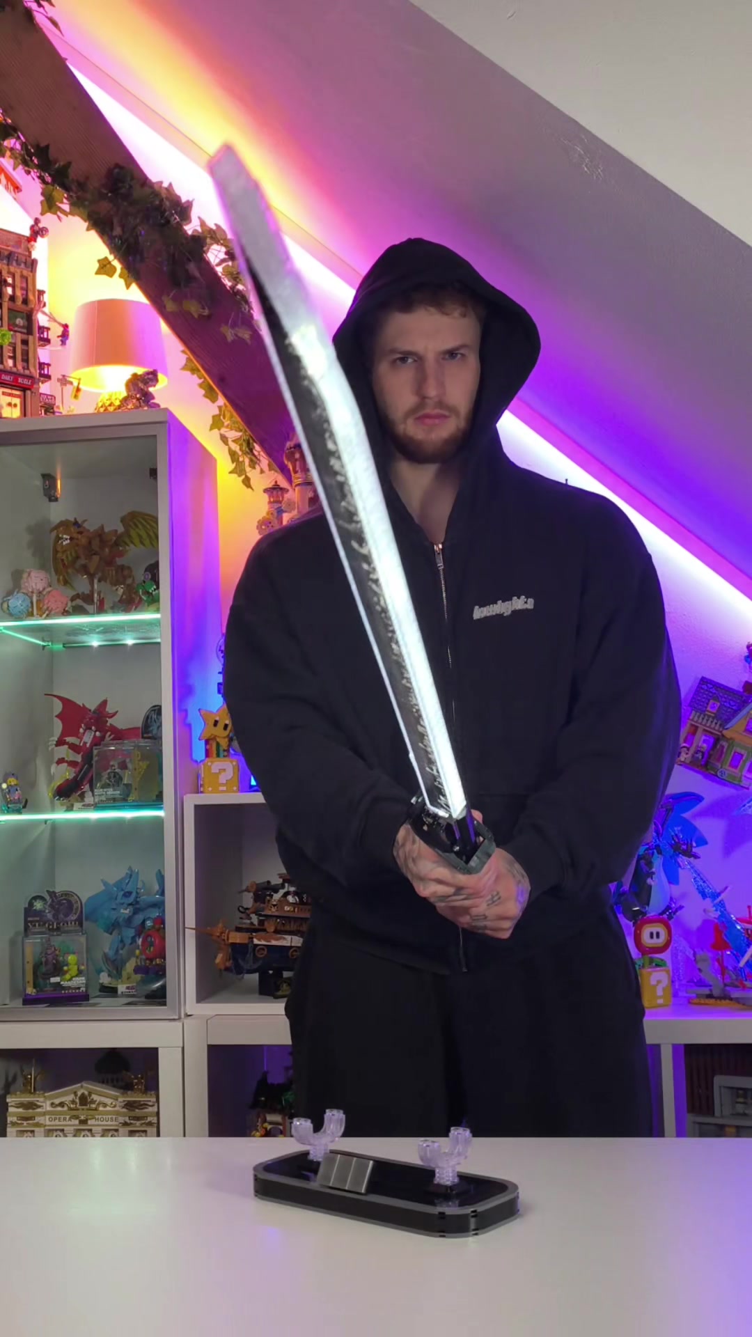 @BRICKmitNIK