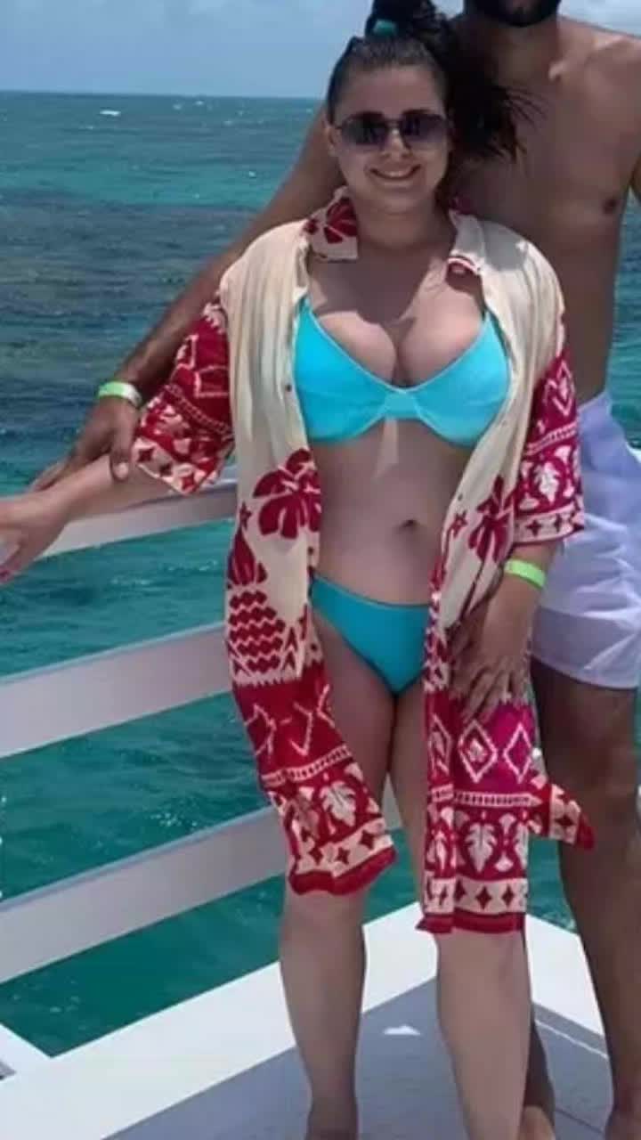 @Thaís Barbosa