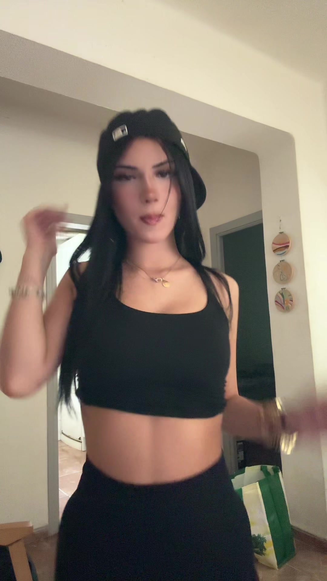 @🦦