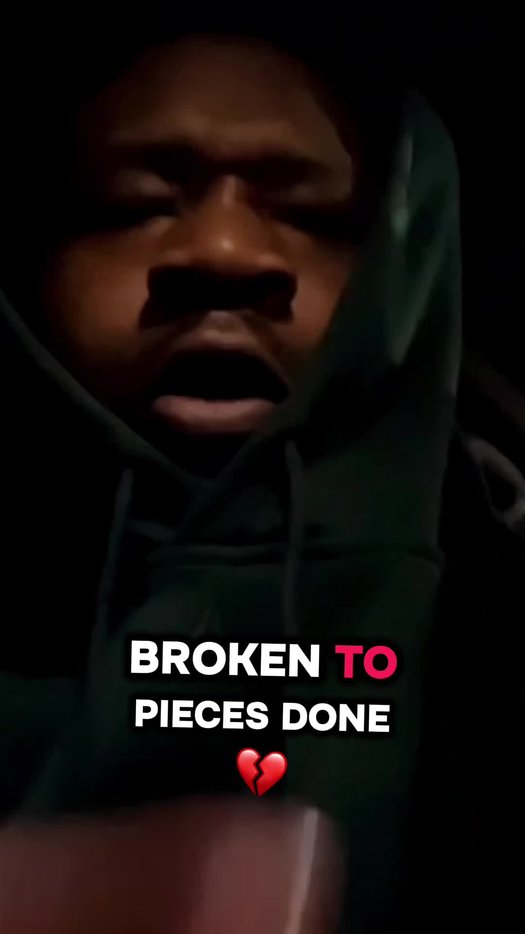 @BlakkApple🍎