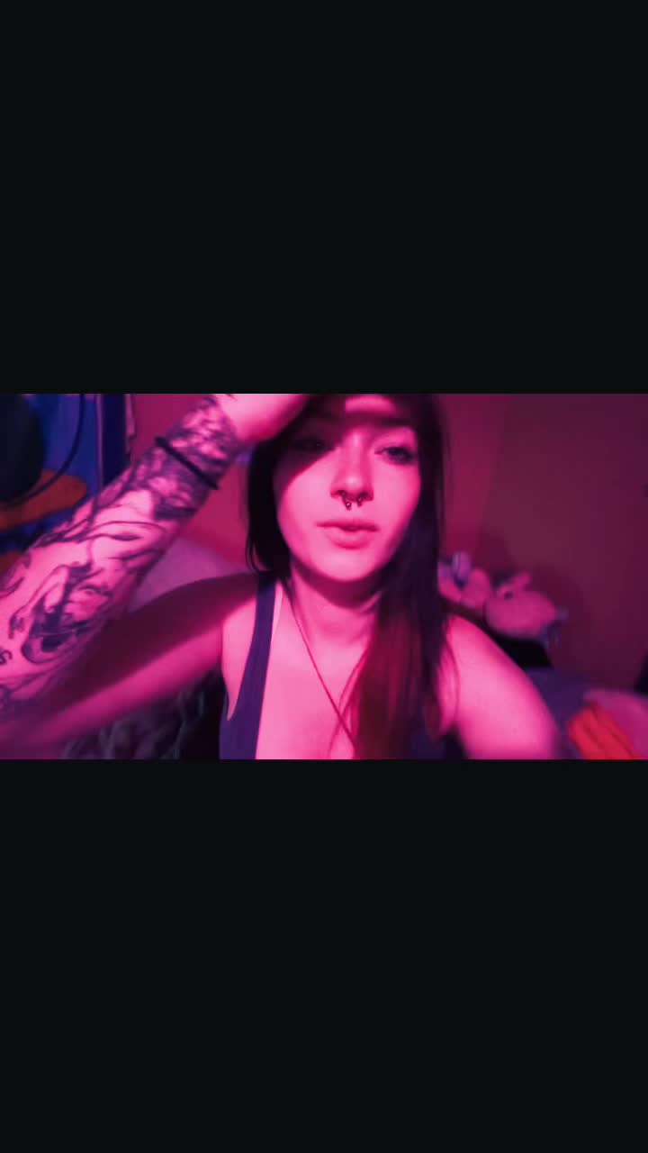 @Hailiejane