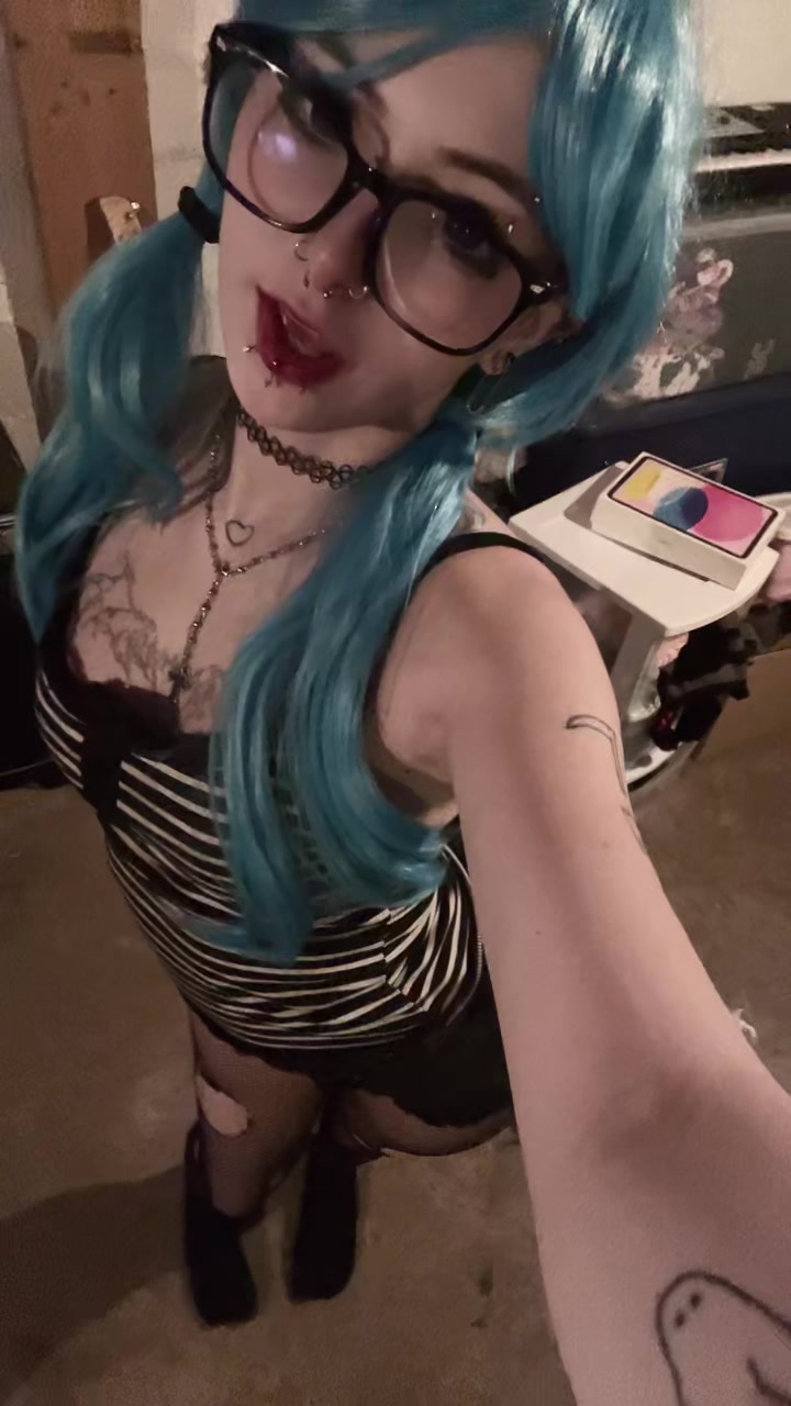 @mckaylee ≽^•༚• ྀི≼
