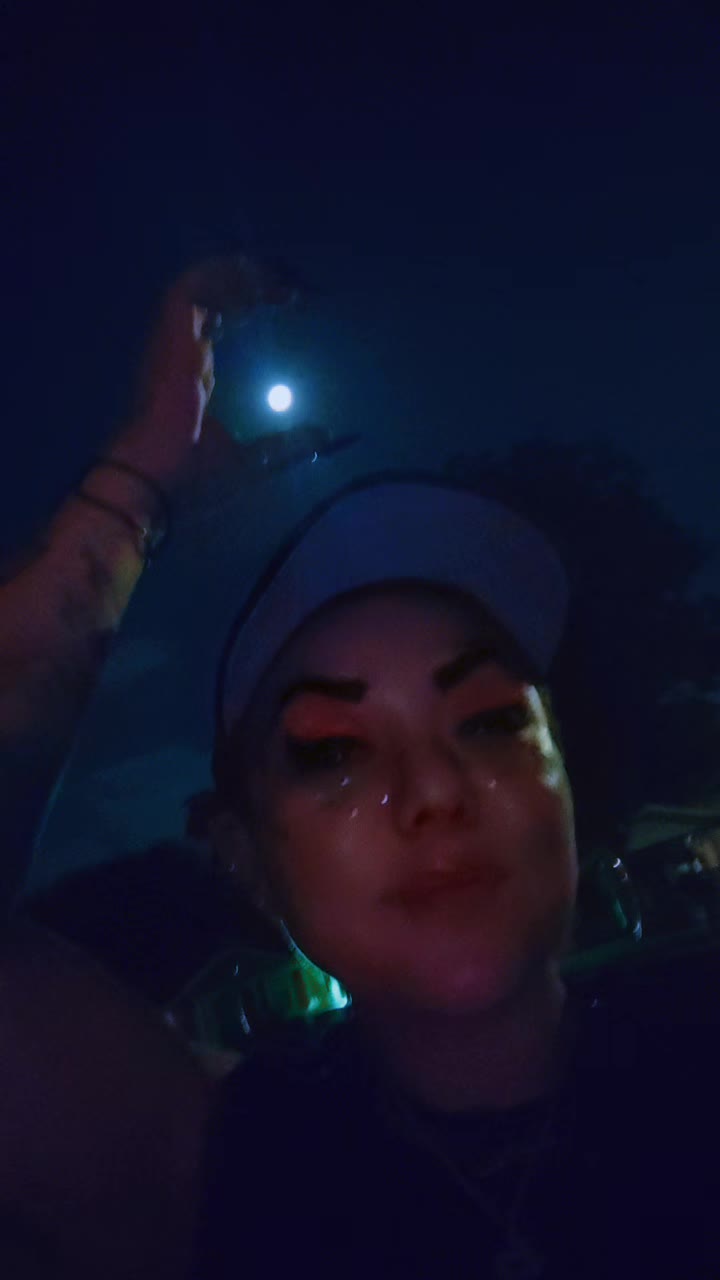 @mj