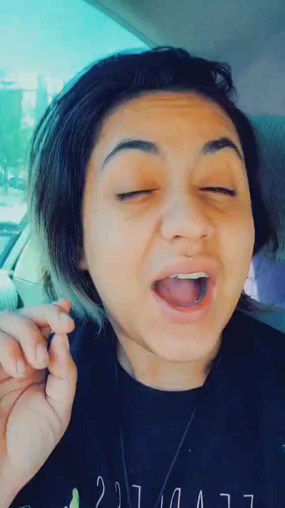 @LovelyJinxy