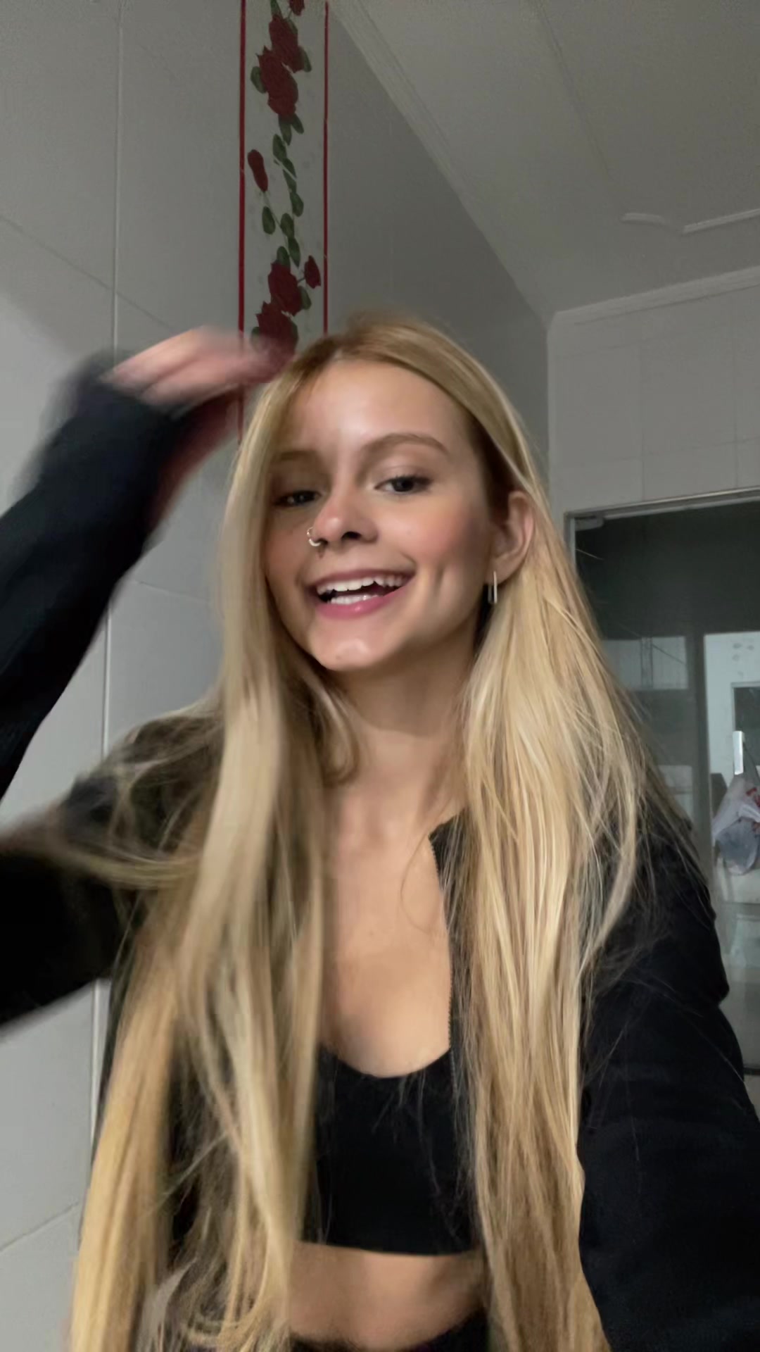 @Clara_branquinhoo