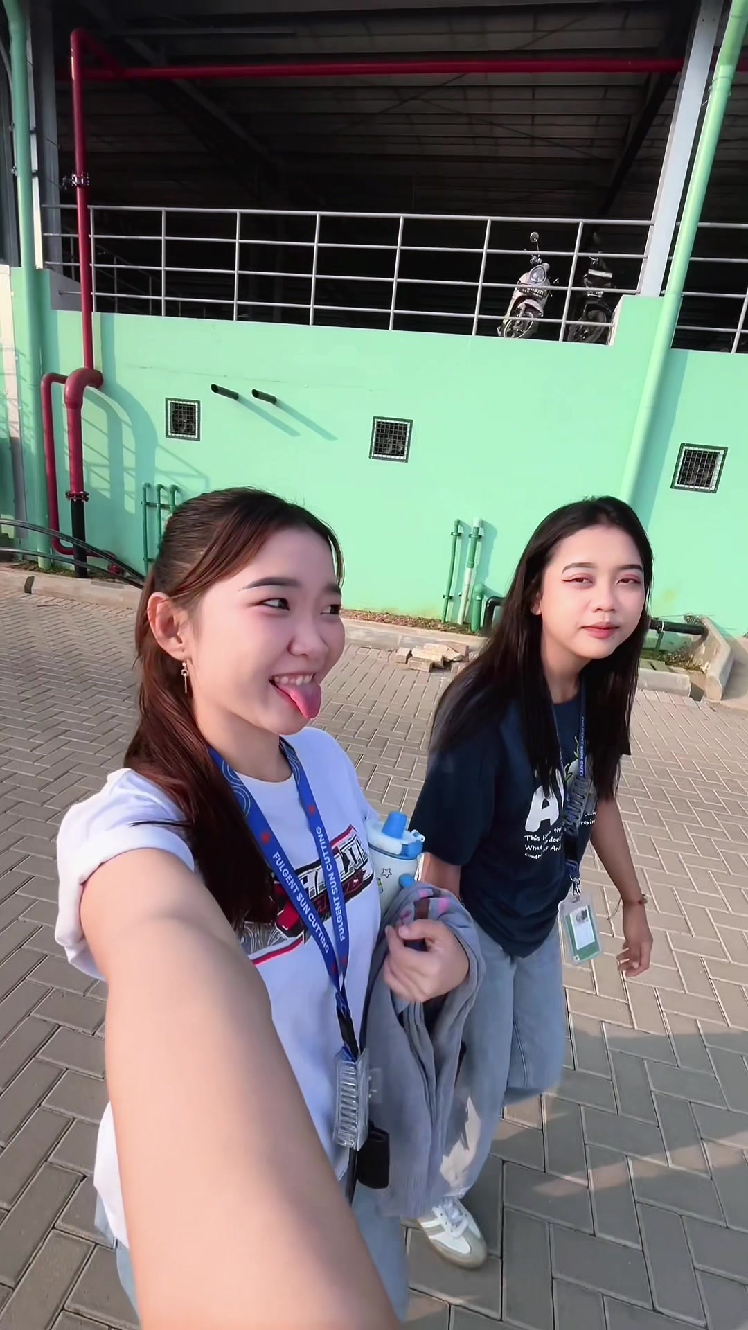 @nuyen